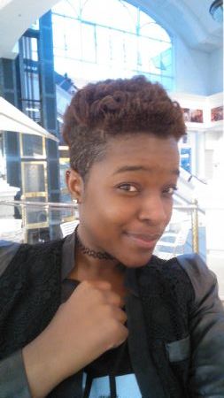 yvonne - ID: 10039