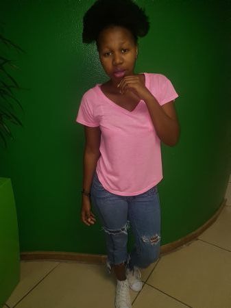 THEMBISILE - ID: 104713