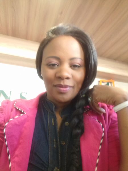 Bessie Sandra - ID: 108965