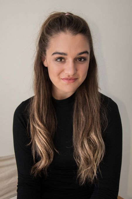 Nina - ID: 115596