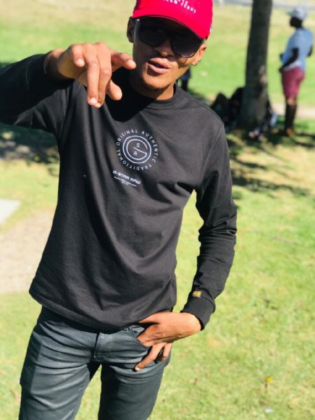 Siphesihle - ID: 153060