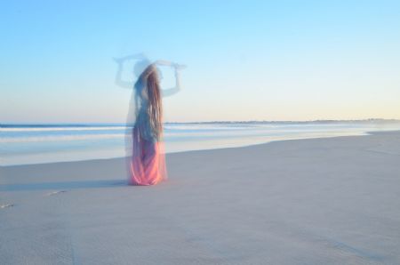 Tania - ID: 157935 - 419656