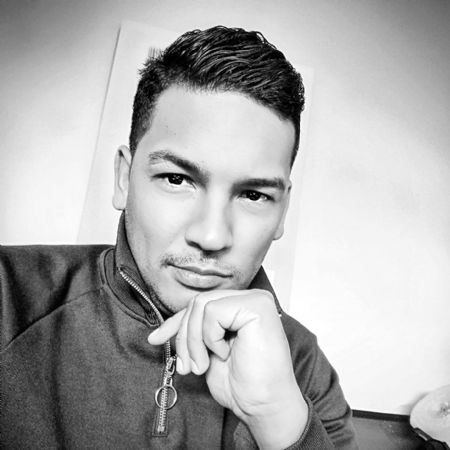 Lee - ID: 163636 - 426512