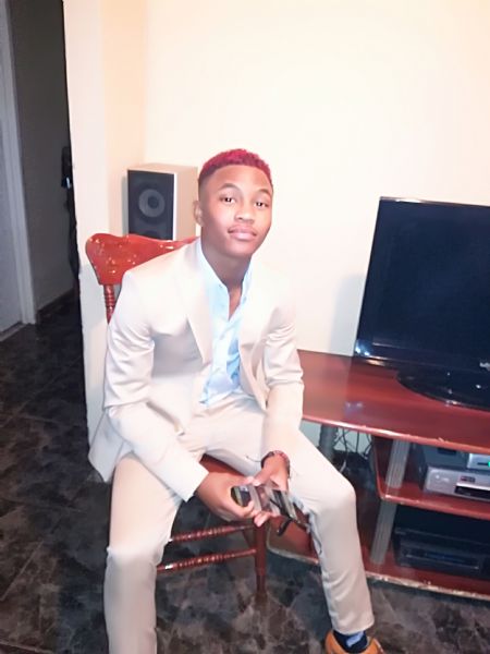 Randall - ID: 166185