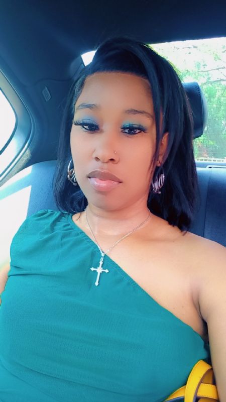 zandile - ID: 174428