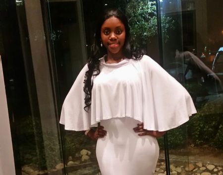 Yolisa - ID: 177830