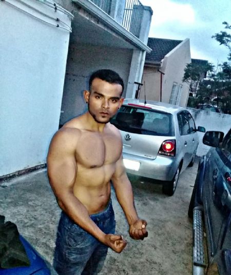 Shaheen - ID: 183643