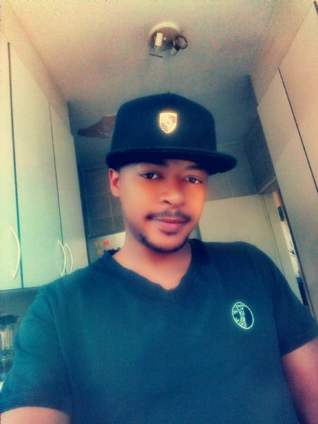 Simon - ID: 185400