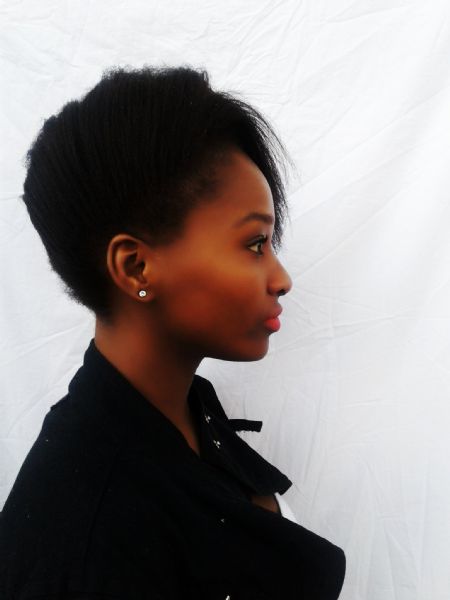 Nqobile - ID: 185764 - 482746