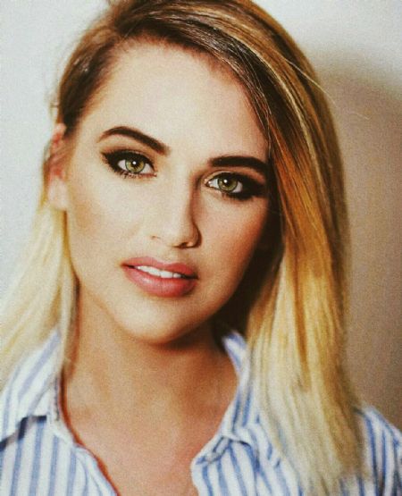 Taylor-Dane - ID: 191017 - 463984