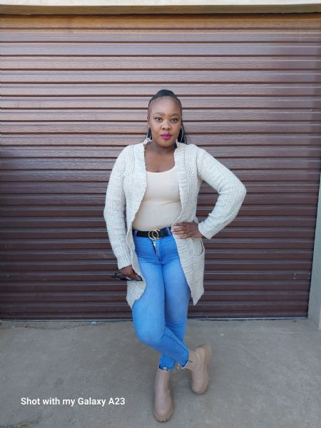 Nthabiseng - ID: 194004