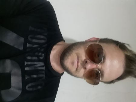Byron - ID: 196306