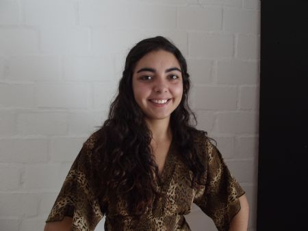 Nadia - ID: 21123 - 248037
