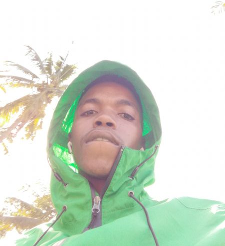 Eric - ID: 242108