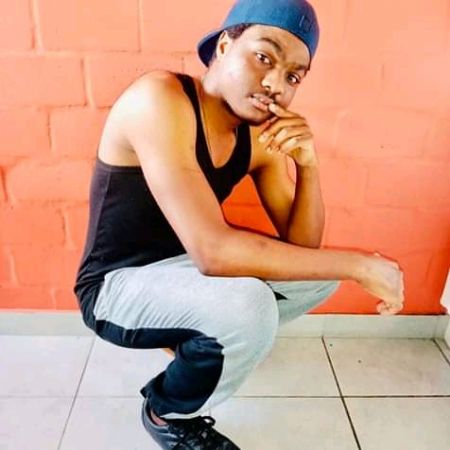 Ivan Munashe - ID: 272402