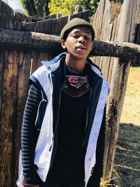 Mfundo Mthobisi - ID: 292356