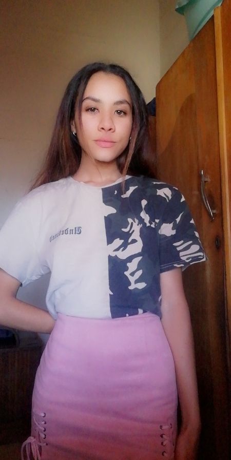Alicia - ID: 295300