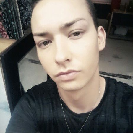 Michael - ID: 3077 - 236286