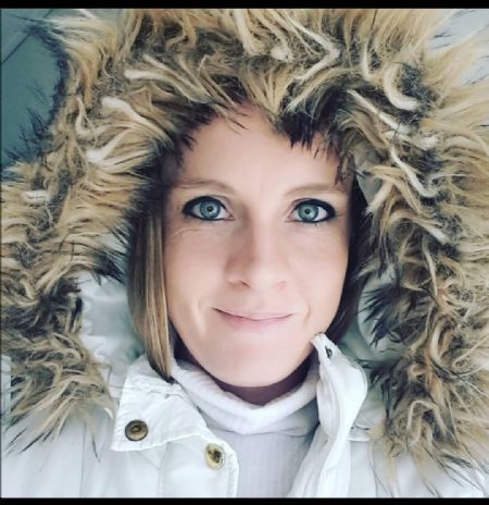 Lindsey - ID: 311176