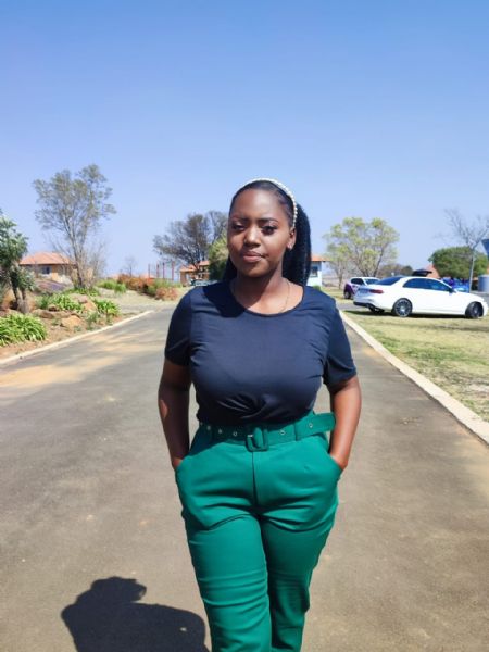 Minenhle - ID: 316832 - 642860