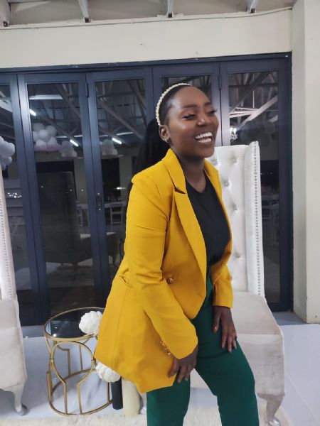 Minenhle - ID: 316832 - 642861