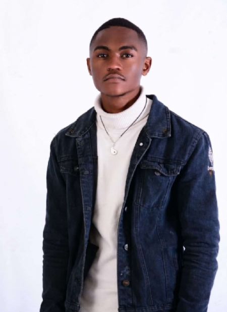 Mpho - ID: 339689