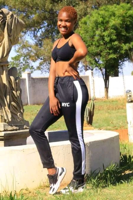 Lebogang - ID: 341681