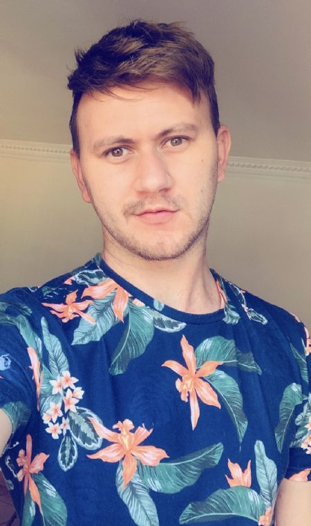 Shane - ID: 356298