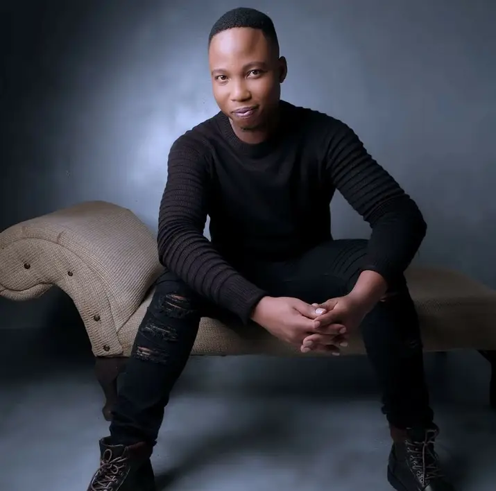 Njabulo - ID: 370456
