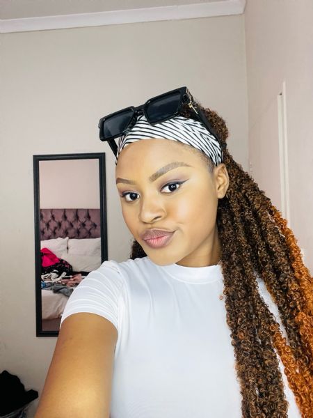 Thandeka - ID: 371448
