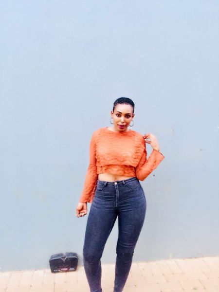 Phindi - ID: 373404 - 698387