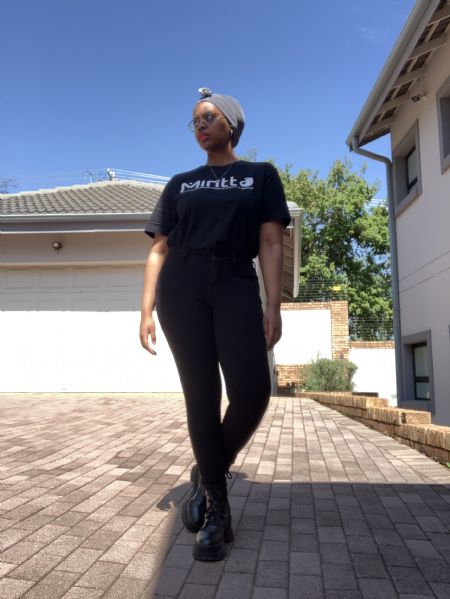 Alicia - ID: 383976 - 710445