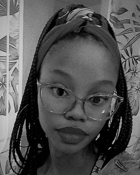 Tshiamo - ID: 384730 - 711600