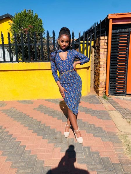 Tshiamo - ID: 384730 - 711601