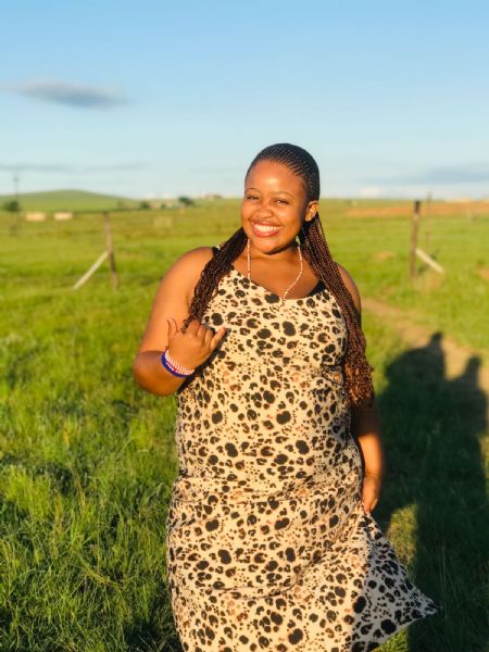 Nqobile  - ID: 432888