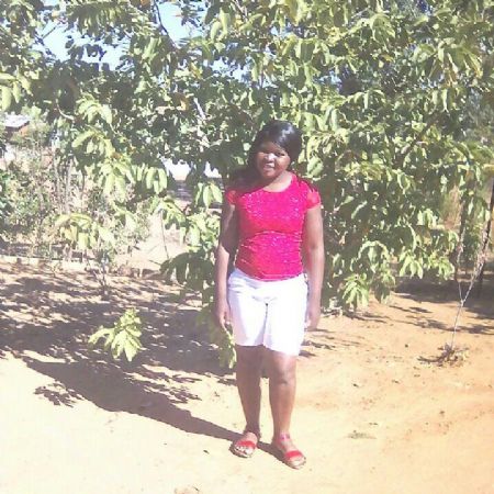thandiwe - ID: 43327