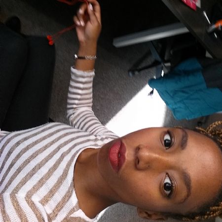 Adri - ID: 45945
