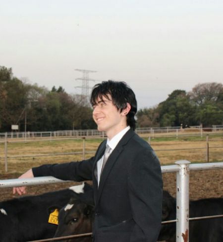 Neil - ID: 50567 - 280054