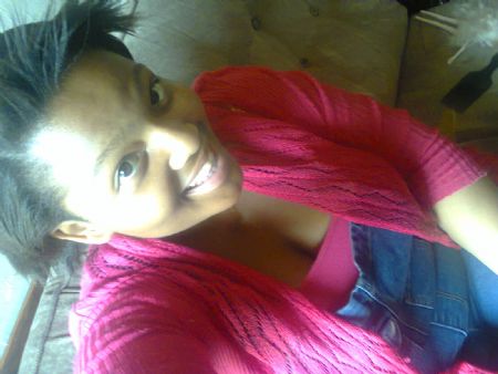 Zandile - ID: 50593