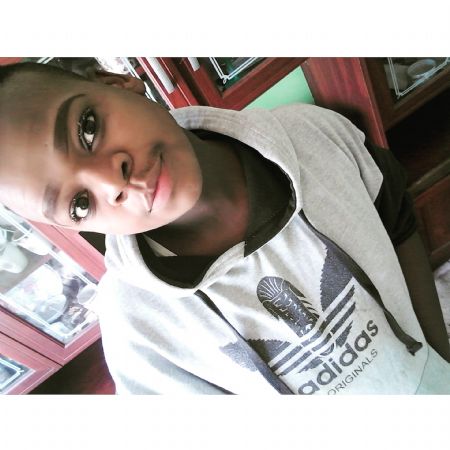 Sihle - ID: 50940 - 280450