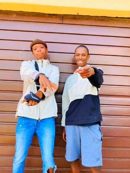 Ntuthuko prosperous  - ID: 571071