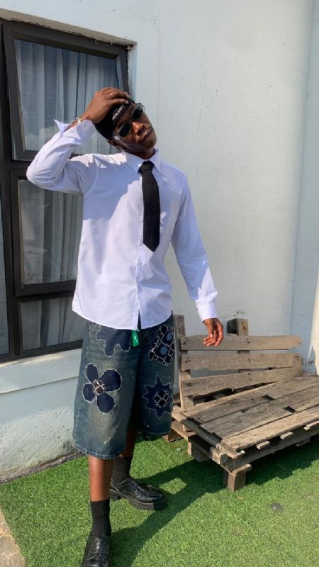 LEHLOGONOLO KGAOGELO - ID: 579755 - 823421