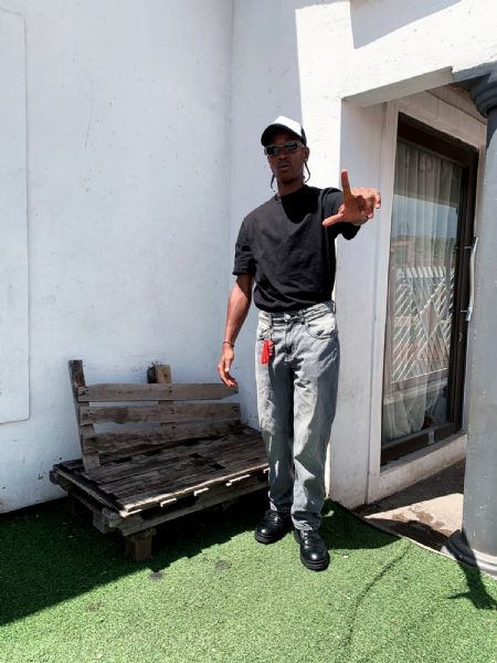 LEHLOGONOLO KGAOGELO - ID: 579755 - 823422
