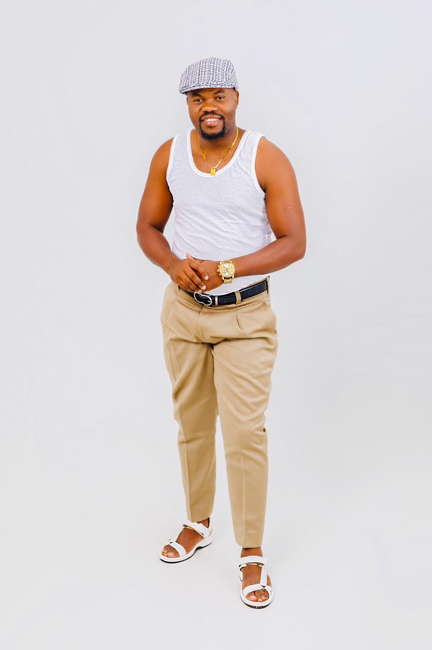 Syethemba Mandla - ID: 582943 - 826722