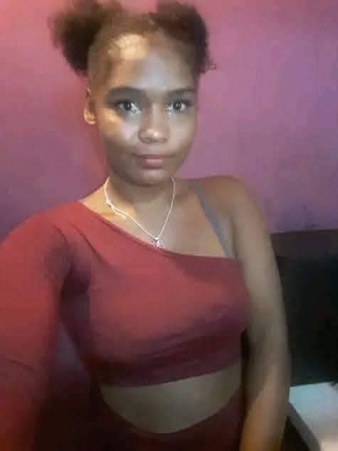 Stacey - ID: 587693