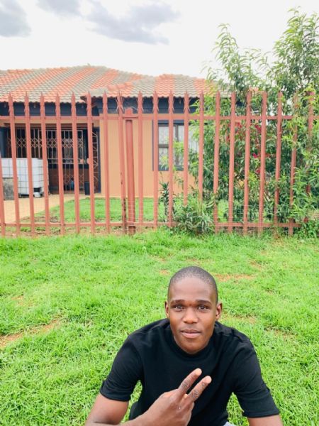 Mpho - ID: 590876