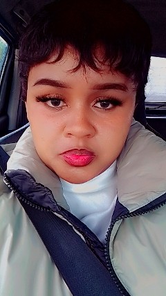 Adela - ID: 593583