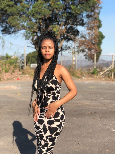 Luyanda - ID: 597433
