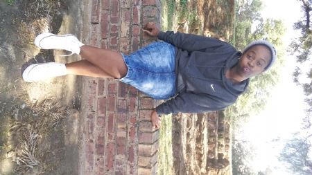 siphiwe - ID: 98863