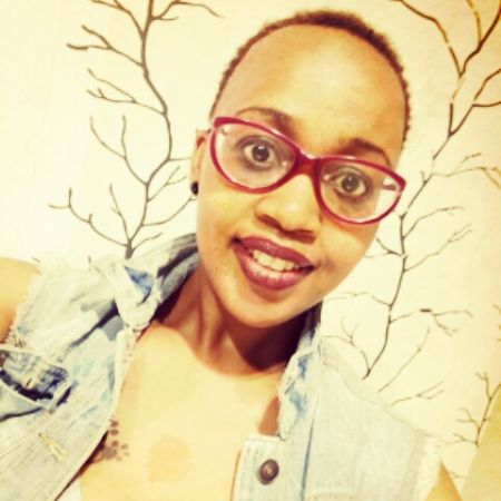 lydia - ID: 9921